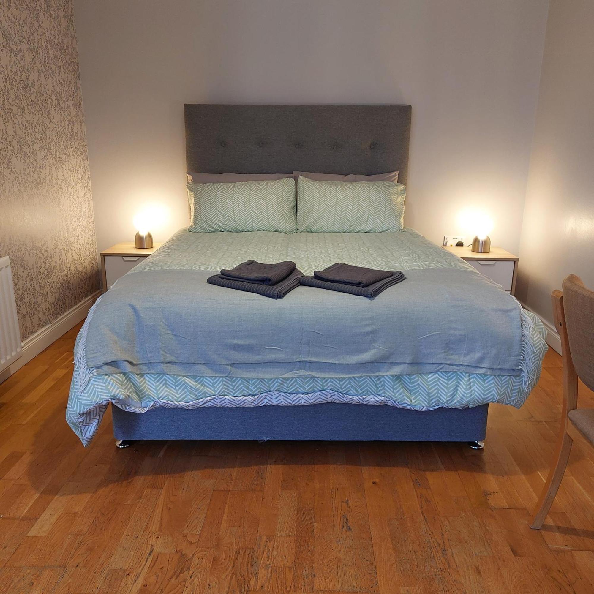 Lawnbrook Town House Hotel เบลฟาสต์ ภายนอก รูปภาพ