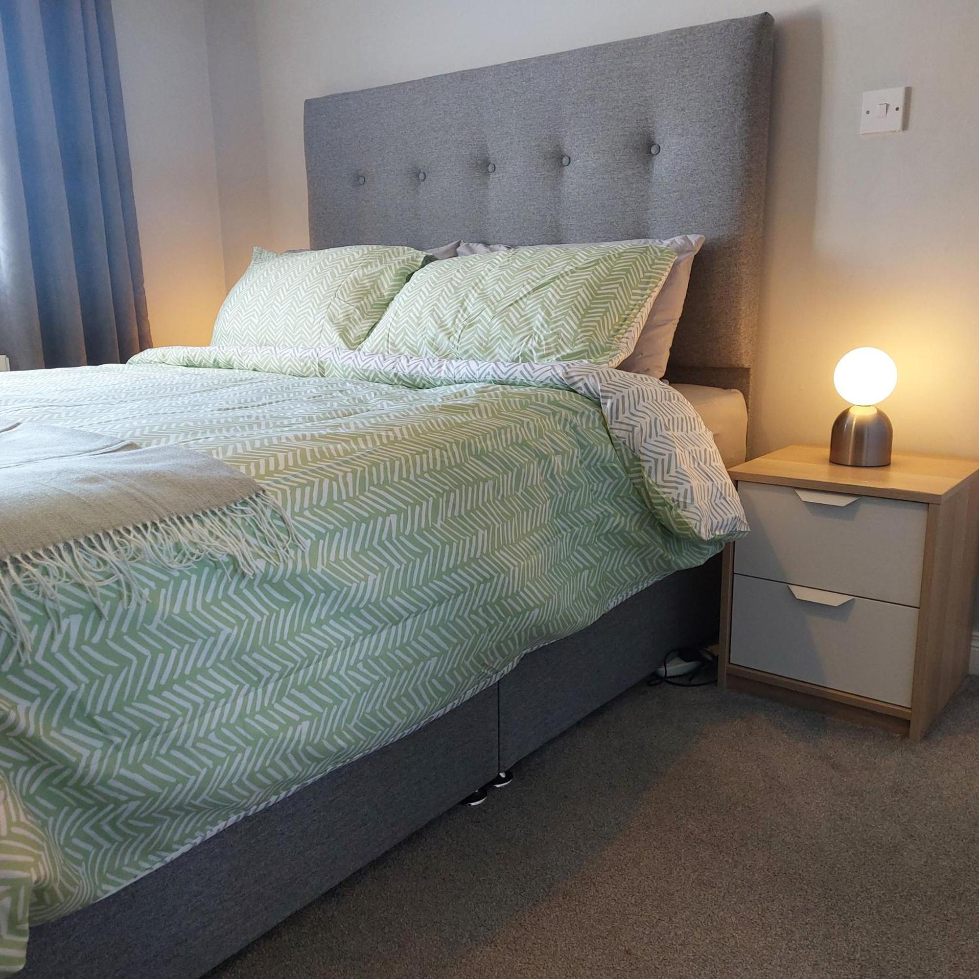 Lawnbrook Town House Hotel เบลฟาสต์ ภายนอก รูปภาพ